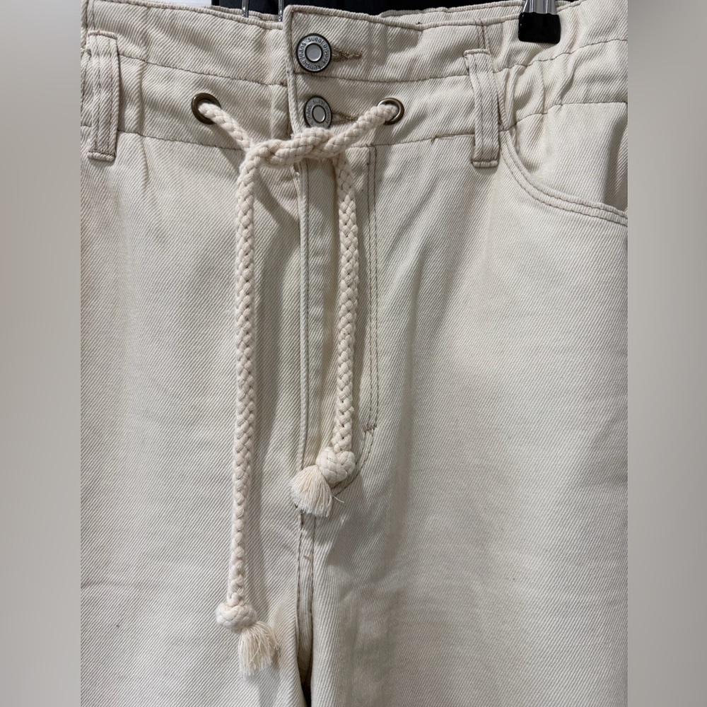 Kensie Vintage Luxe Cream Jeans - Picture 4 of 6